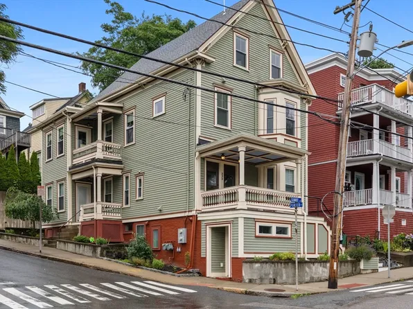 229 Summer St #2, Somerville, MA 02143