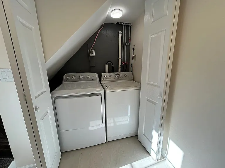90 Havemeyer Ln #2 — Photo 19