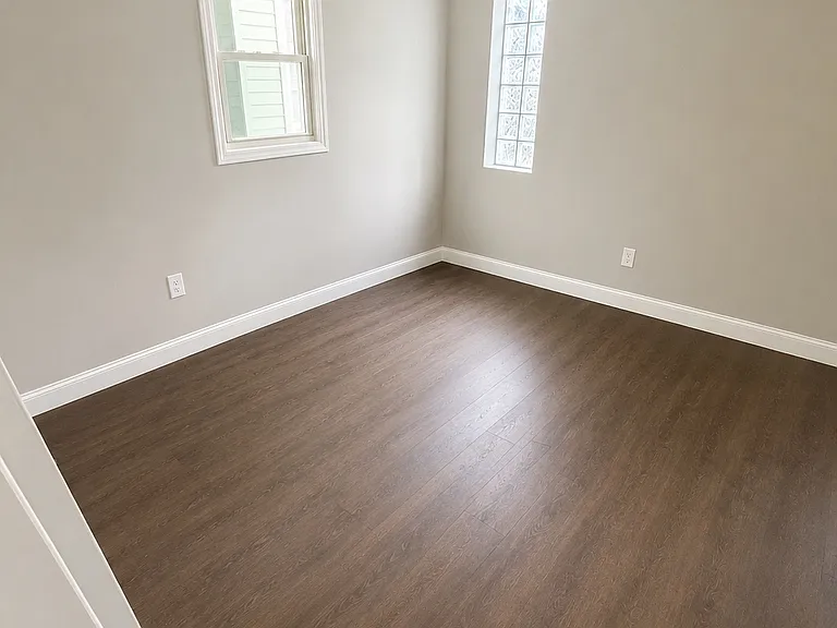 7330 Grandmont Ave — Photo 2