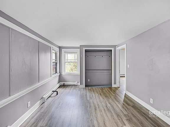 Bedroom, 16.5 ft x 10.5 feet