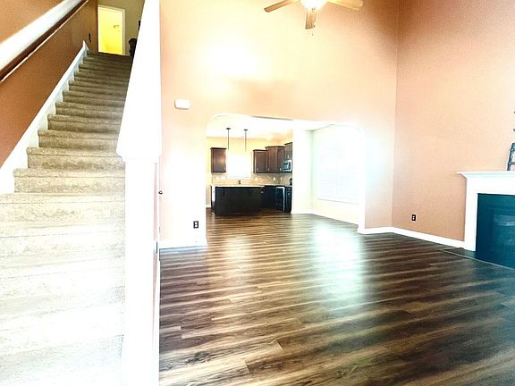 3rd image of 2131 Stafford Dr