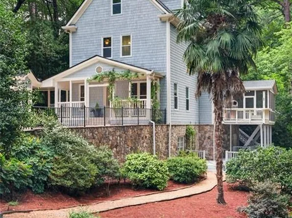 1875 Meredith Dr NW, Atlanta, GA 30318