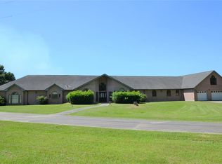 850 Central Dr, Coldspring, TX 77331