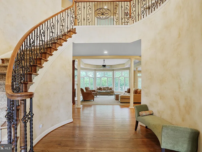 9864 Walker Glen Ct — Photo 119