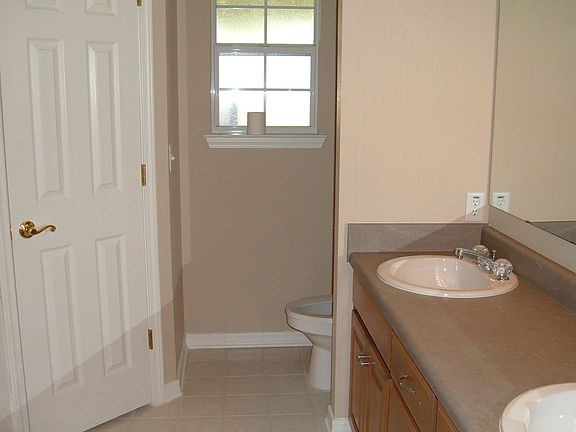 Master Bath 2 sinks