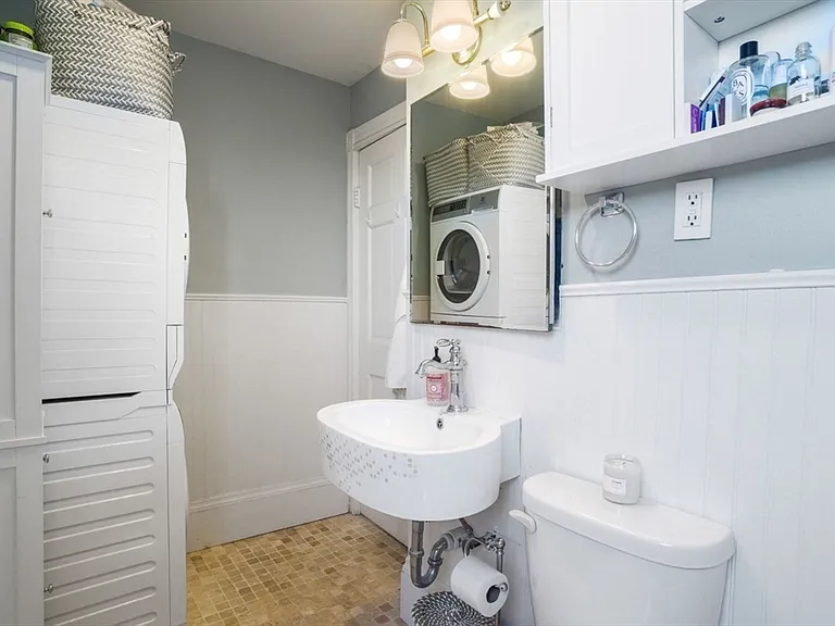79 Pearl St #3 — Photo 16