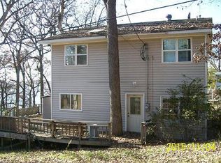 W7553 Shorewood Ter, Delavan, WI 53115