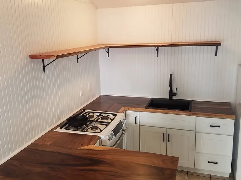 2473 Lawton Ave #2 — Photo 4