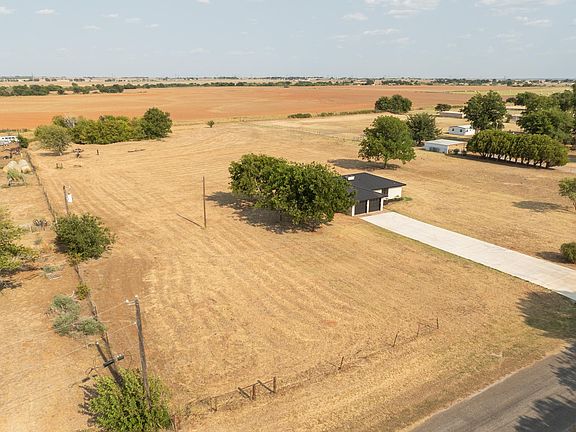 4th image of 9186 Sandy Rd
