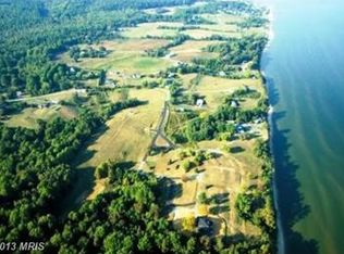 1883 Grand View Dr, Huntingtown, MD 20639