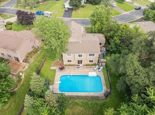 4467 Fawn Ridge Trl, Eagan, MN 55123