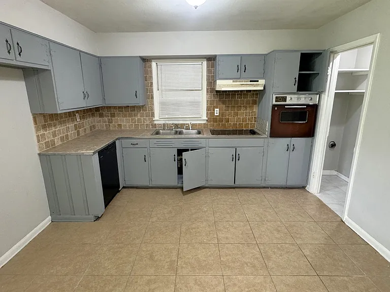 4591 Lawrence Rd — Photo 6