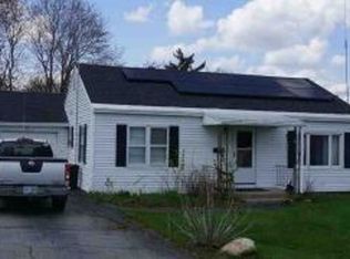 9 Leslie Ave, Claremont, NH 03743