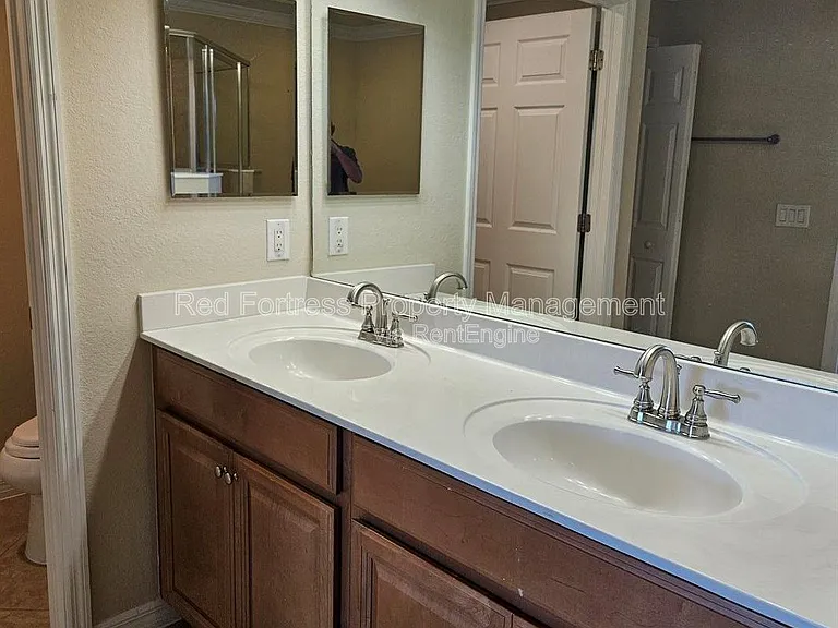 17451 Old Harmony Dr #102 — Photo 6