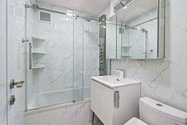 Rented by Reavis | media 5