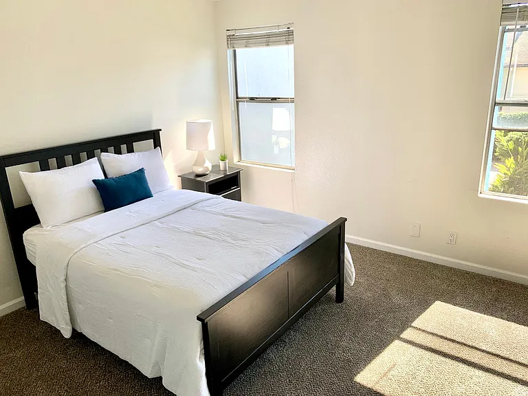 1833 Hornblend St #3 — Photo 8