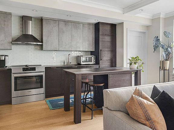 5th image of 225 Central Park N APT 1516