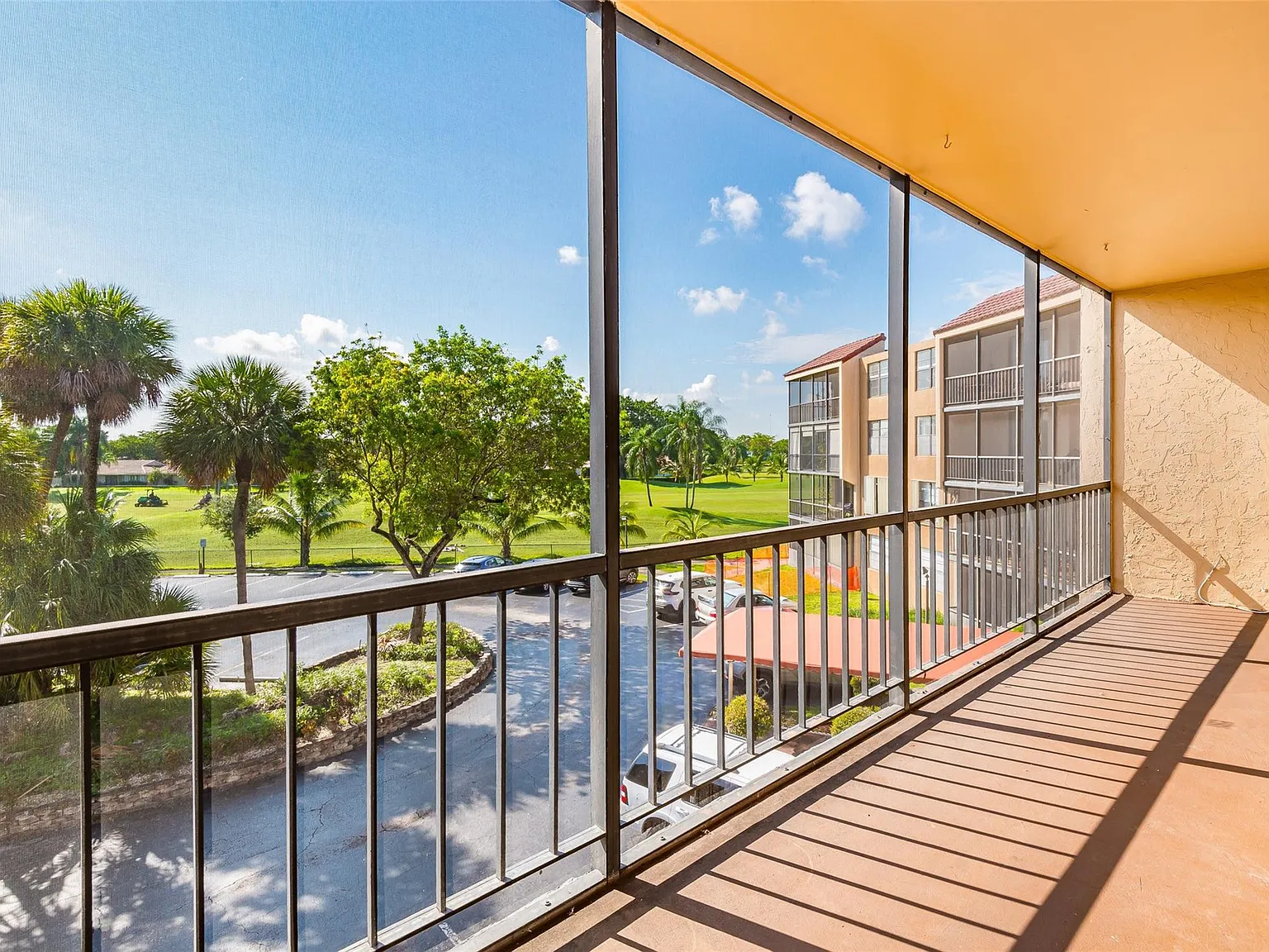 2 bed, 2.0 bath, 1137 sqft, $2,800 — Photo 1