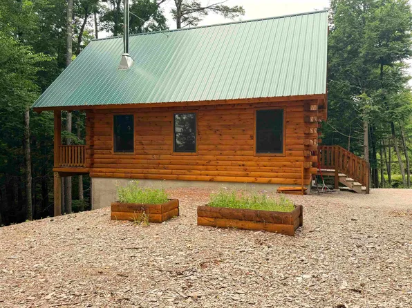 497 Bog Road, Hillsborough, NH 03244