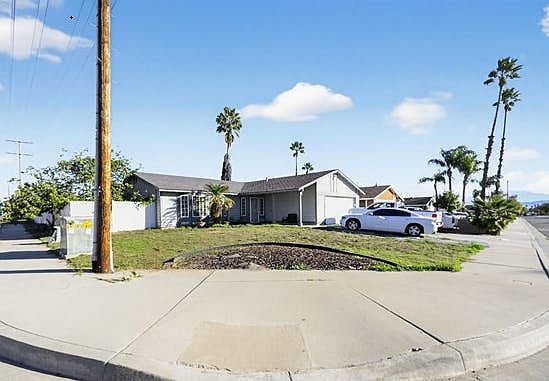 2nd image of 498 Serrana Rd