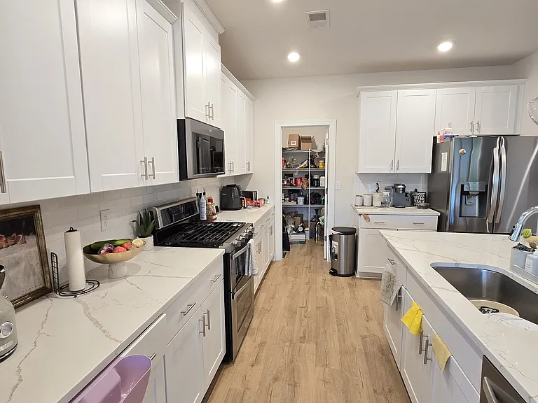 4058 Armstrong Farm Dr — Photo 12