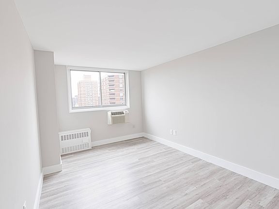 5th image of 510 2nd Ave APT 14A