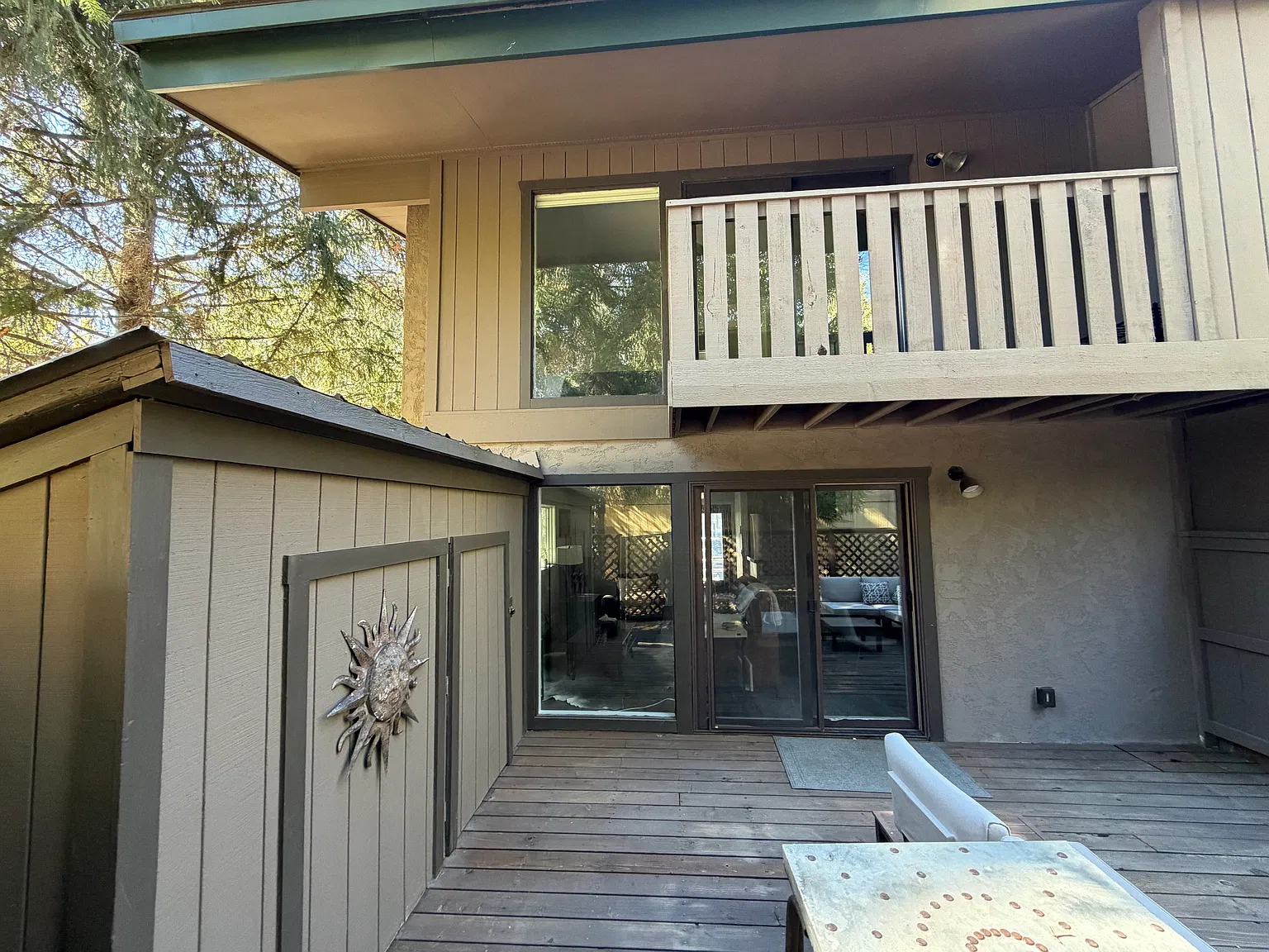 305 Andora Ln — Photo 3