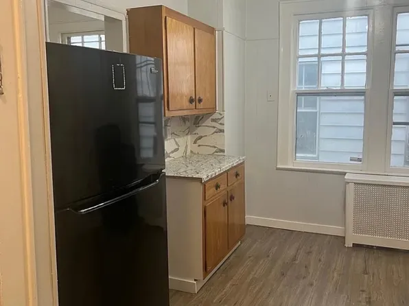 10 McKay Ave #1L, East Orange, NJ 07018