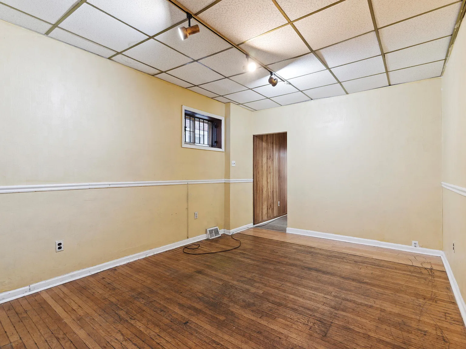 1846 Willington St Unit 1 — Photo 3