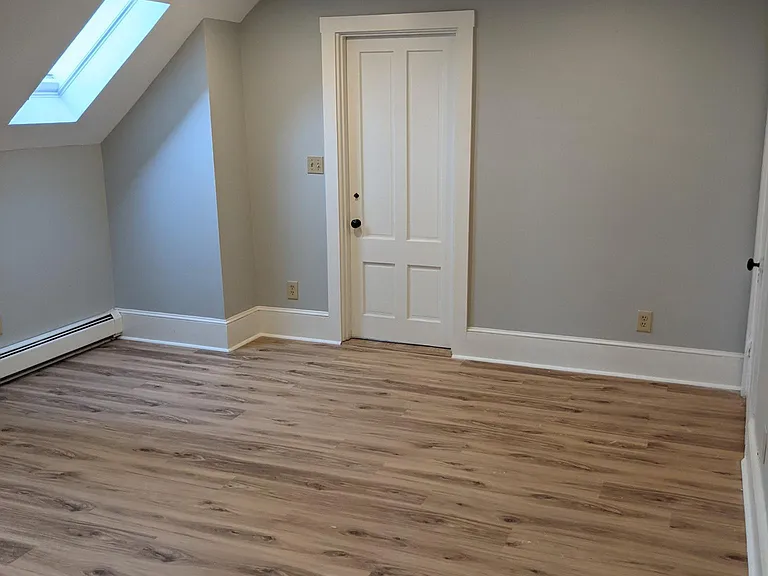 441 Pleasant St #5 — Photo 11