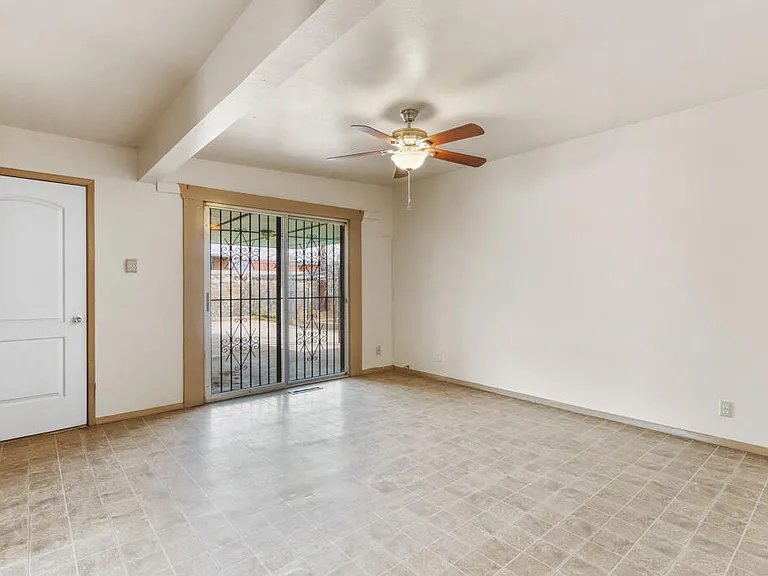 5201 Cornell Ave — Photo 13
