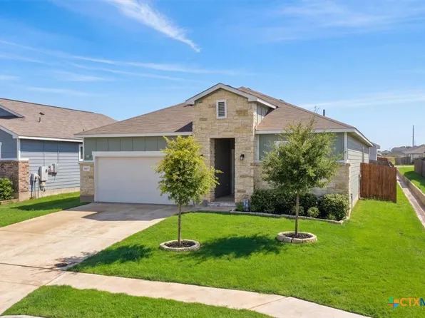 3517 Tripps Pl, Seguin, TX 78155