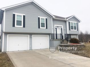 7110 E 163rd Ter, Belton, MO 64012