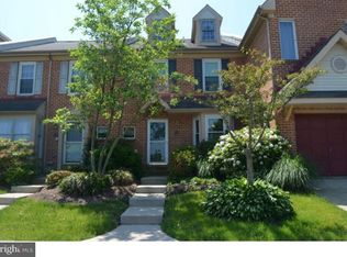 421 Cedartop Ct, Harleysville, PA 19438