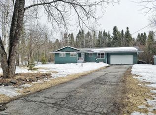 213 Shorewood Dr, International Falls, MN 56649