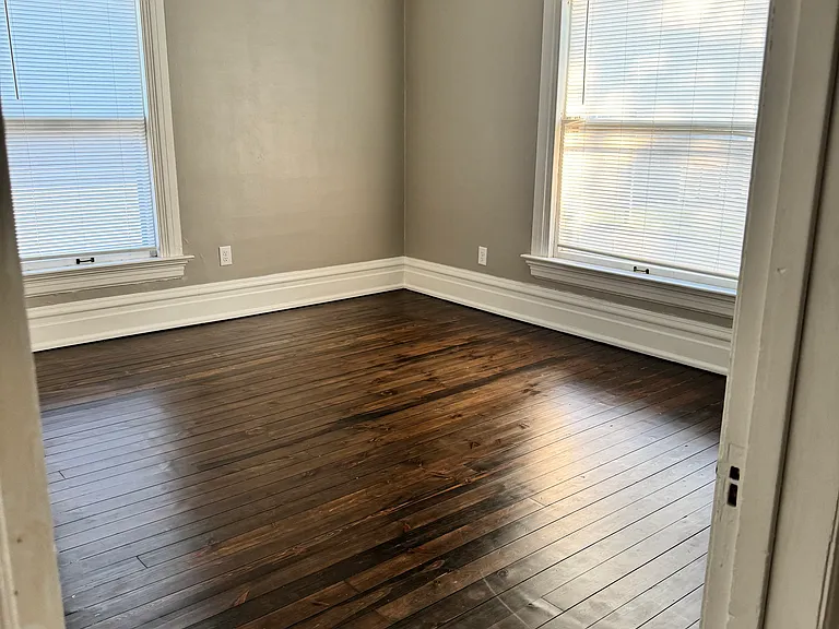 222 S Kalamazoo Ave #3 — Photo 4