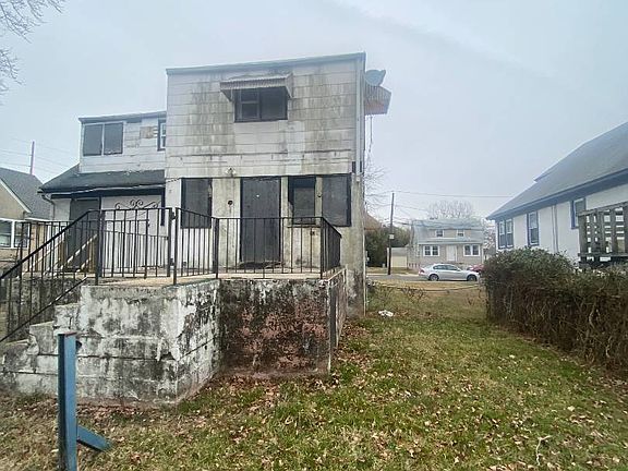 5th image of 7 Ross Ave