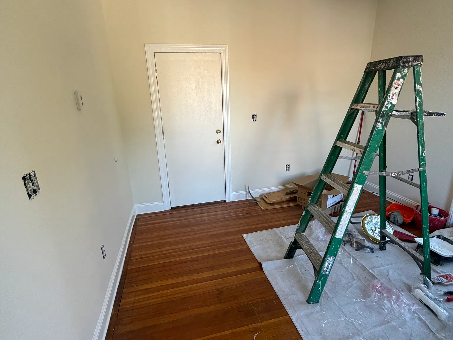 1 bed, 600 sqft, $1,750 — Photo 2