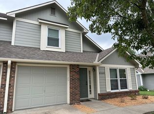 2226 Breckenridge Dr, Lawrence, KS 66047