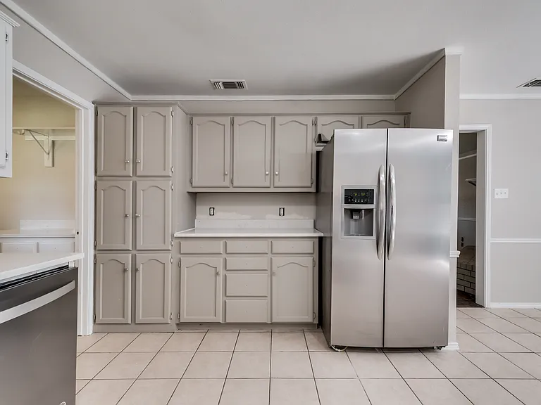 406 Dogwood Trl — Photo 11