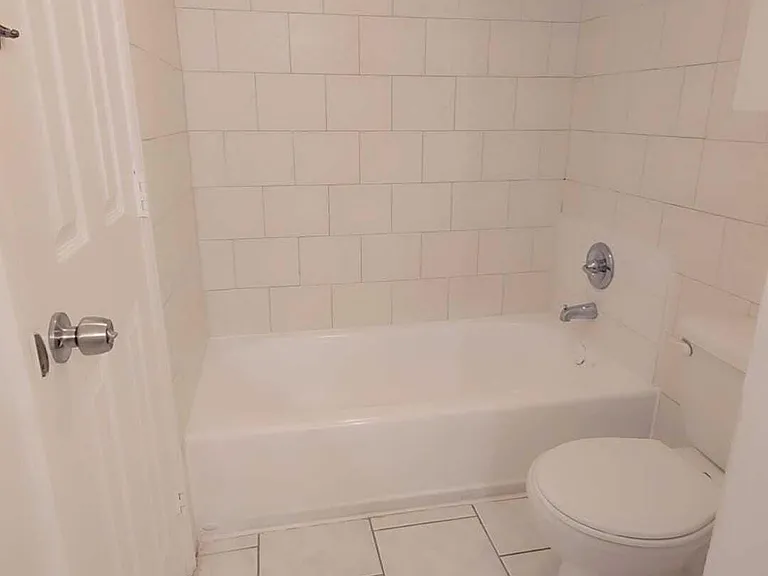 4111 Stirling Rd #406 — Photo 18