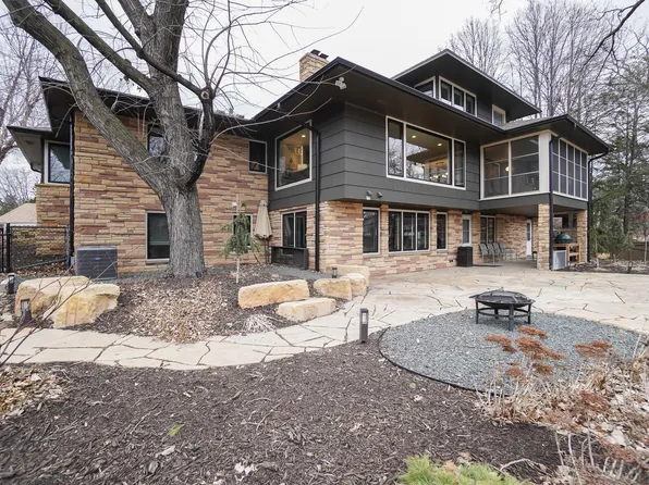 93 Woodland Cir, Edina, MN 55424