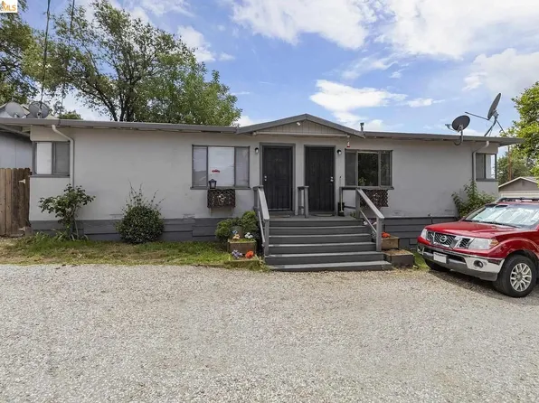 18567 Pine St, Tuolumne, CA 95379