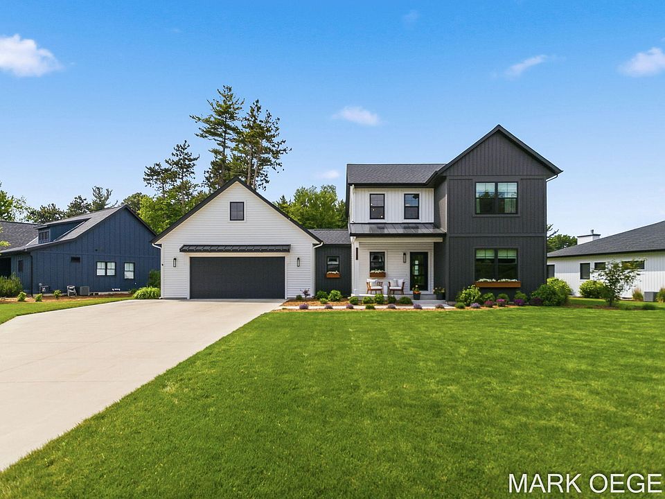 1st image of 2721 Pinehill Dr