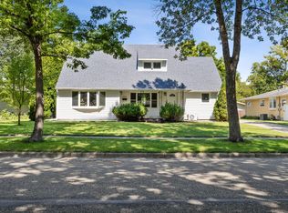 1418 21st Ave S, Moorhead, MN 56560