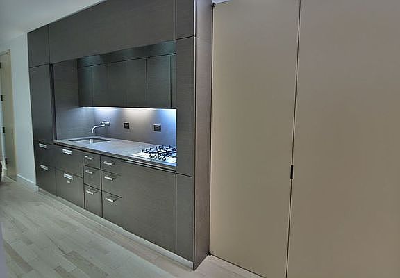 5th image of 20 Pine St APT 1107