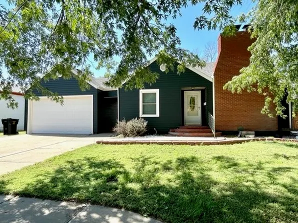 409 N 4th St, Wakeeney, KS 67672