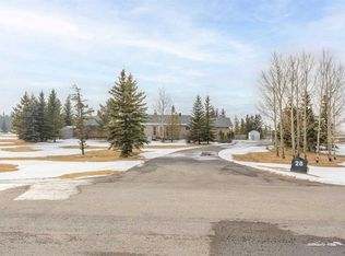 28 E Crocus Ridge Point, Rocky View County, AB T3Z1G4
