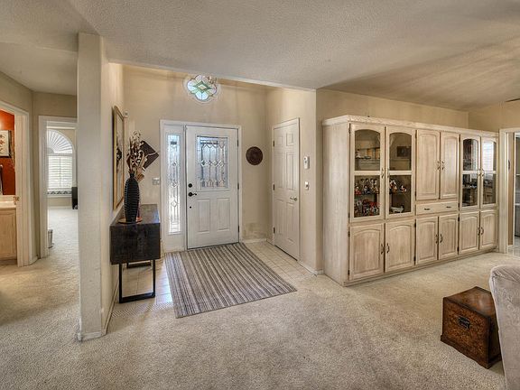 5th image of 621 N Avenida Cipres