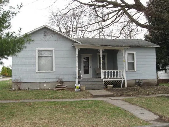 511 N 3rd St, Monmouth, IL 61462